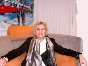 Ursula Kubes-Hofmann Sendereihe Philosophie Gespräch TV Sendungen OKTO Interviews DVD-Format Kamera Ton Produktion Schnitt Irmgard Klammer R2-Philosophische Werkstatt Wien Atelier-Galerie Lindengasse 61-63/R2, 1070 Wien Verein Artes Liberales zur Förderung des Dialoges zwischen Philosophie, Kunst und Wirtschaft OKTO-TV Sendereihe philosophisches Fernsehen Trailer Regie Videos Clips Movies Trailer Imagefilme Filmschnitt Film OKTO-TV Fimproduktion DVD